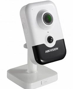 DS-2CD2423G2-I(4mm) 2Мп компактная IP-камера с EXIR-подсветкой до 10м